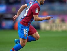 28circle-足球夜战：雪域银狐队淘汰对手中原猎隼队，临门一脚致胜豪门底蕴再次显现的简单介绍