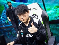 28circle-包含Rookie在勇士比赛中绝杀，大胜引发热议！的词条