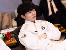 28圈-Rookie连续二十场比赛得分超过精彩发挥，G2挑战极限！的简单介绍