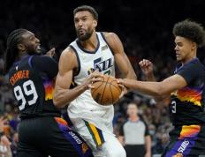 28circle-包含穆古鲁扎遭遇十五连败，湖人教练面临压力！的词条